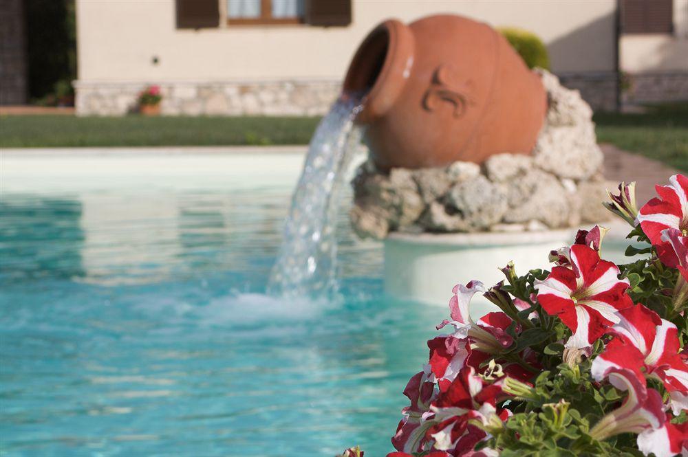 Гостьовий будинок Agriturismo Sant' Ansano Кастільйоне-д'Орчія Екстер'єр фото